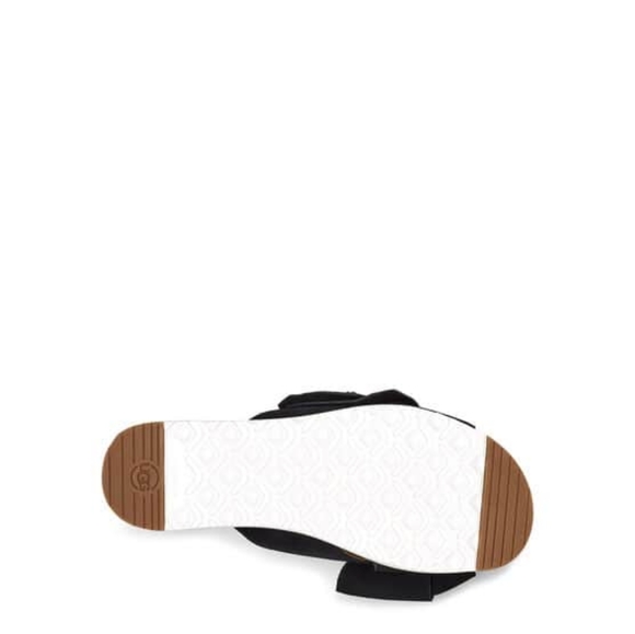 UGG Joanie Slip-on - Picture 3 of 6